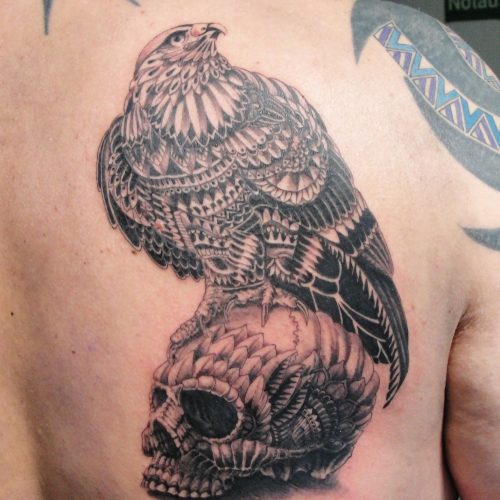 realisierte kundenprojekte tattoo tattooartist crow krähe