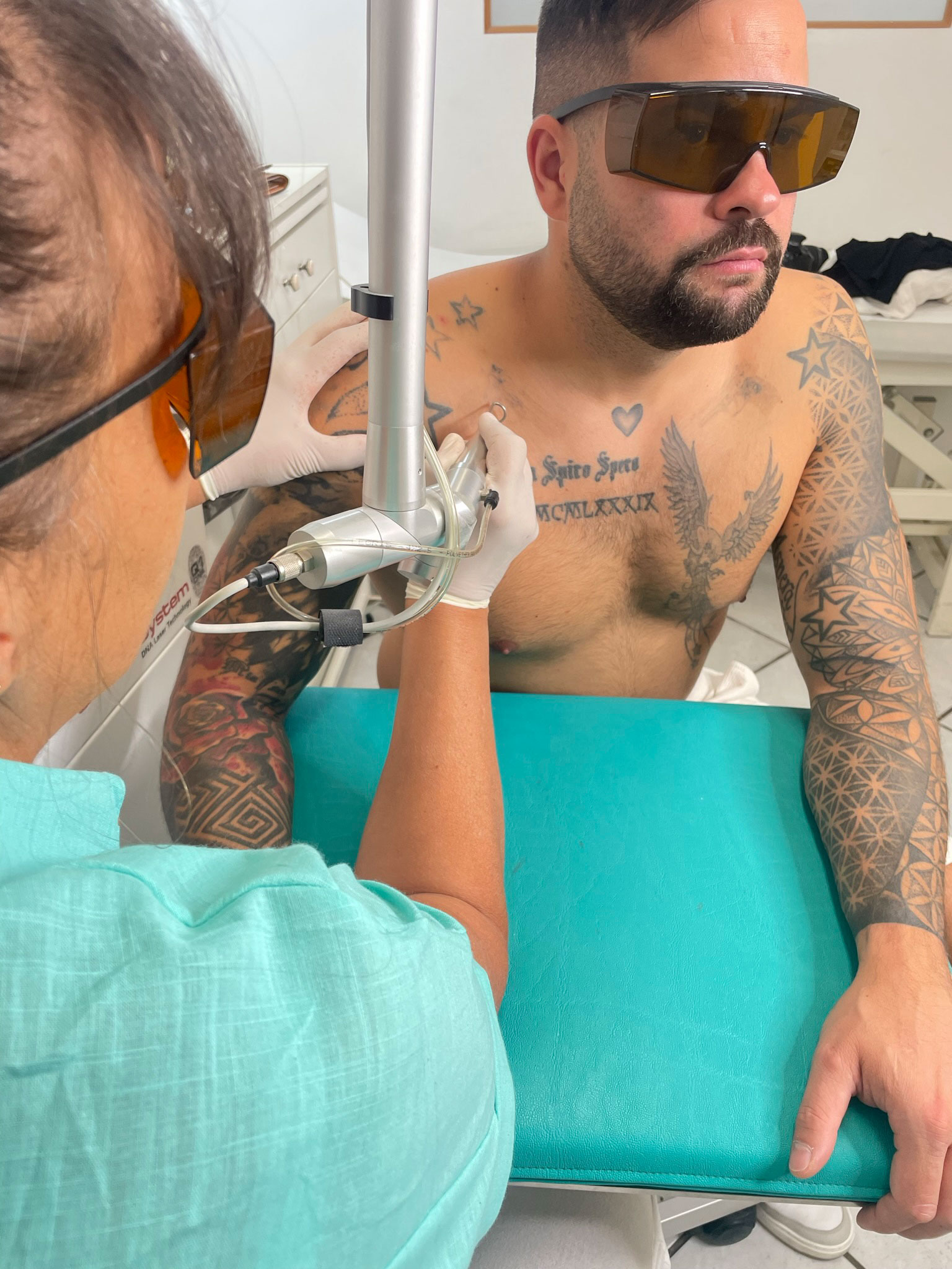 tattooentfernung-seit-1996-aesthetic-arft-sindlingen-münchen